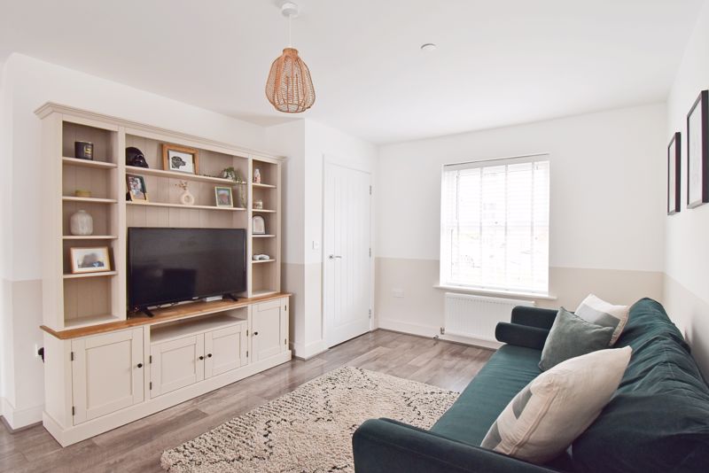 Sitting Room- click for photo gallery